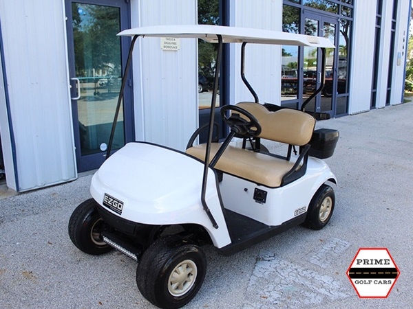White EZGO 2 Passenger Golf Cart affordable golf cart rental, golf cart rent miami