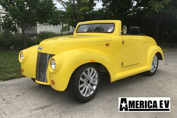 Yellow America EV 39 Roadster 4 Passenger Golf Cart affordable golf cart rental, golf cart rent miami